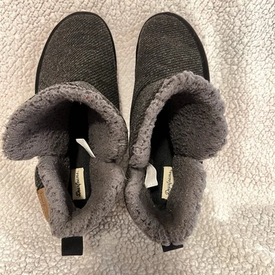 Nuevas pantuflas grises Dearfoam con defectos para hombre talla grande 11-12 Foto 1 de 4