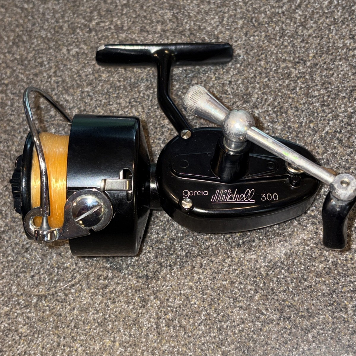 MITCHELL 300 リール 4.21:1 ギア比 箱付き Amazon | Mitchell 釣り用スピニングリール 300 - 180yd/12lbs