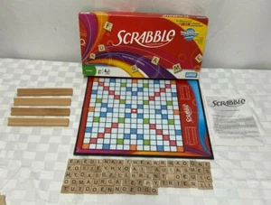 Scrabble Game 2007 04024 With 93 Tiles - Picture 1 of 8