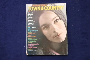 1966 MAY TOWN & COUNTRY MAGAZINE - GERALDINE CHAPLIN COVER - E 23431 - Picture 1 of 2