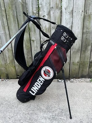 Bolsa de Transporte de Colección Jones Sports Linden Clásica con Soporte de Golf 3 Vías Correas Dobles Foto 1 de 4