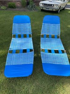 2 Vintage Folding Chaise Lounge Lawn Chair Blue Beach Camp Pool Jelly Vinyl Tube