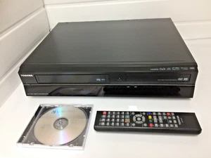 Toshiba DVR20 DVD & VHS Recorder VCR, HDMI + Freeview, Copy VHS - DVD, SERVICED - Picture 1 of 5