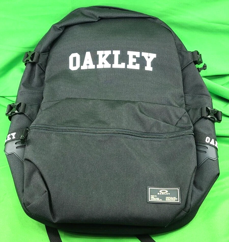 Mochila universitaria Oakley 921533ovt-02e en negro Foto 1 de 4