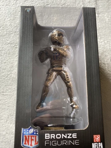 Tom Brady New England Patriots Bronze Figurine Cover