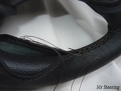 Para Opel Astra F MK3 Negro Italiano Volante de Cuero Cubierta Gris Pegatina - Imagen 1 de 2