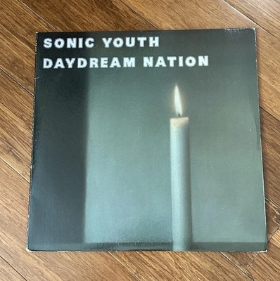 DAYDREAM NATION Sonic Youth Original Pressing U.S. - 1988 Enigma Gatefold NM/VG+ - Image 1 of 4