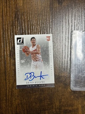 2015-2016 Devon Booker Signed Rookie Card DONRUSS Signature Series - Image 1 of 2