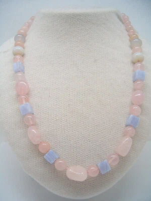 Collana con QUARZO ROSA, CALCEDONIO e AGATA con chiusura in Argento 925  - Immagine 1 di 4