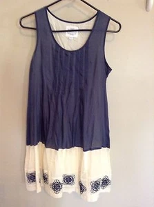 Französisches Kleid Größe M Neu ohne Etikett - Bild 1 von 4