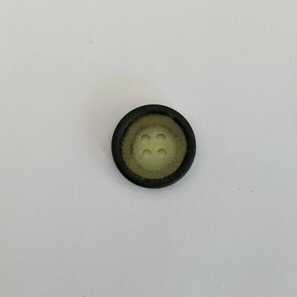  Round 4-hole Button - 19 mm 3/4" JHB BUTTONS (pick color)  - Image 1 of 1