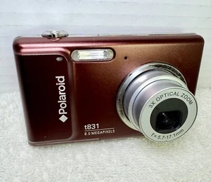 Polaroid t831 Digitalkamera - 8MP, 3x optischer Zoom, mit Tasche, SD-Karte & Akku - Bild 1 von 11