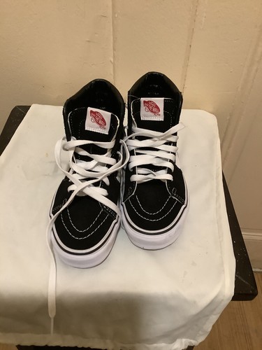 Sneakers Vans Off The Wall bianche e nere.Unisex.us uomo taglia #7 e donna 8 5.