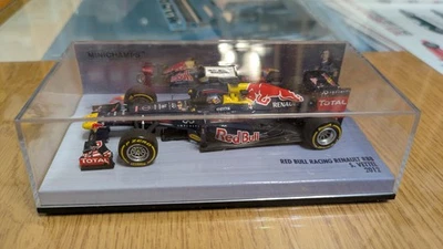 RedBull RB8 VETTEL Winner Bahrain GP 2012 World Champion 1/43 F1 Minichamps - Immagine 1 di 4