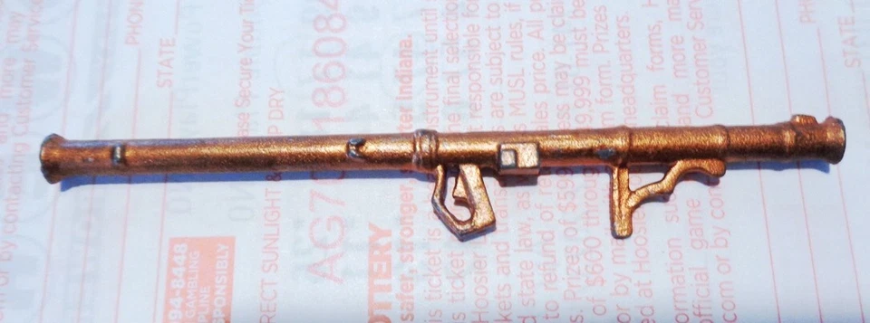 J H Miller Soldier Bazooka Foto 1 de 1