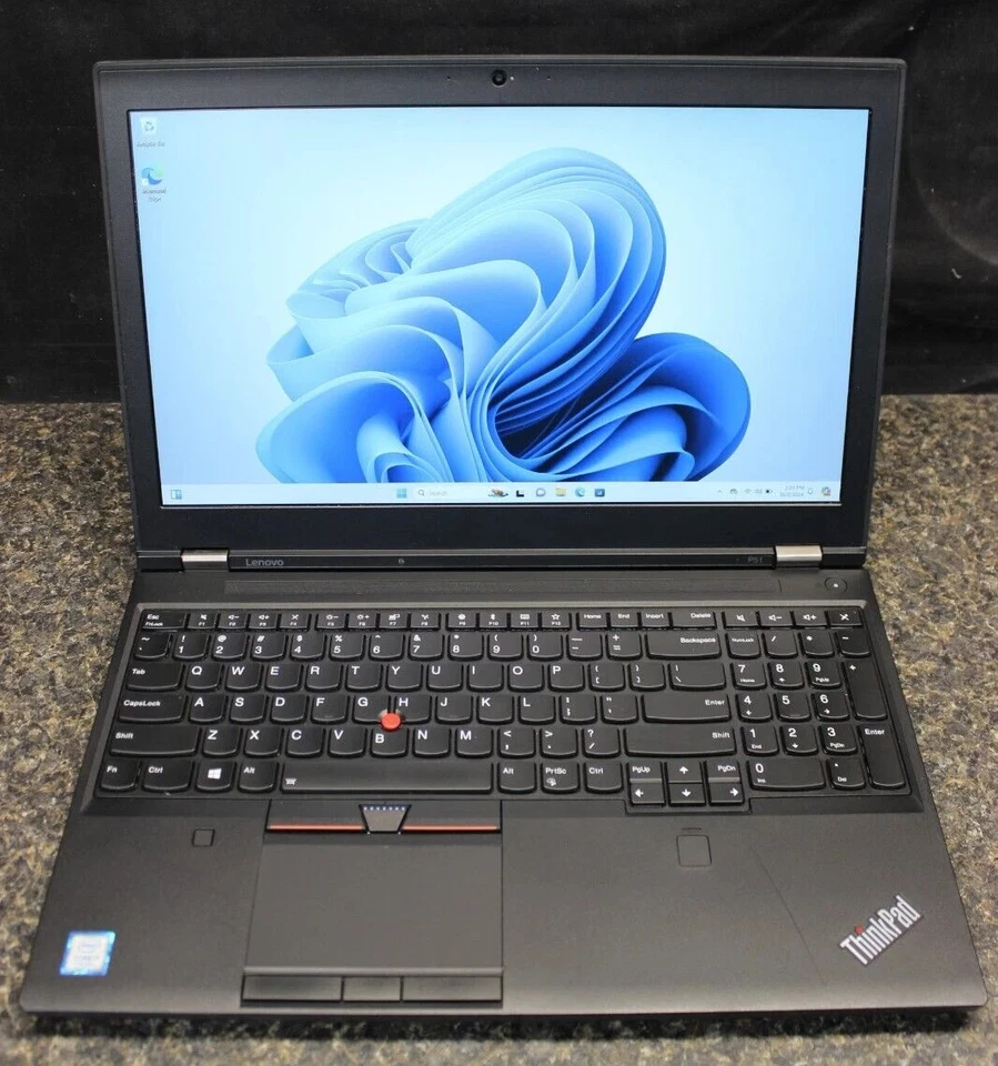 Carregador Lenovo P51 15" FHD I7-7700HQ 512GB 16GBRAM incluído - Imagem 1 de 4