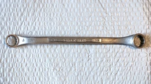 CRAFTSMAN TOOLS USA V, 3/4" x 7/8" DOUBLE BOX WRENCH, 11" LONG, 12 POINT. - Picture 1 of 12