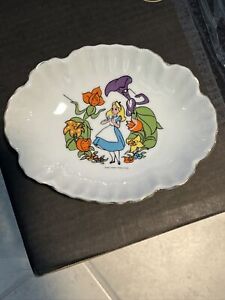 Rare Walt Disney Alice In Wonderland Decorative Soap Trinket Dish Gold Rim - NEW