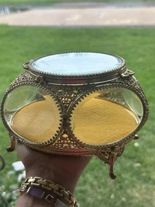 Vtg Large 5 Sided Gold Ormolu Filigree Glass Paneled Jewelry Casket Display Box - Picture 1 of 20
