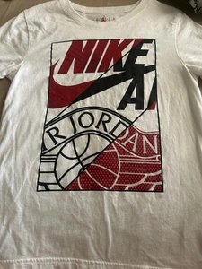 Nike Jordan T-shirts Kids M - Picture 1 of 2