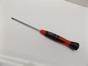 SNAP-ON TOOLS 1/8" FLAT TIP SCREWDRIVER ELECTRONIC THIN BLADE SGDE43ESD *NEW* - Picture 1 of 4