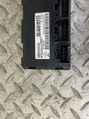 GMC Sierra 1500 2007 módulo de control de caja de transferencia/computadora TCCM OEM 24243084 07 Foto 1 de 4