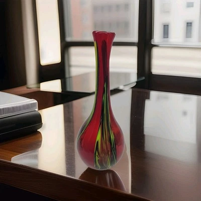 "Florero de vidrio retro rojo soplado a mano PIER 1 tonos de remolino verde 14,5""" Foto 1 de 4