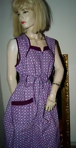 HAUSKLEID Schürze Kittel Kleiderschürze GÜRTEL aubergine fliederrosa RVCotton 46 - Bild 1 von 5