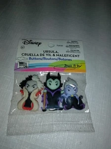 Disney 2x 6 botones de plástico: Úrsula, Cruella de Vil y Maléfica. Hecho en Taiwán - Imagen 1 de 4
