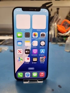 Apple iPhone 12 64GB - Black (Unlocked) READ DESCRIPTION FAULTY O2 IRELAND - Afbeelding 1 van 12