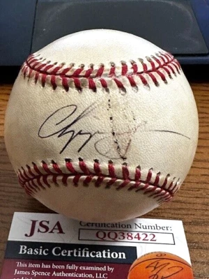 CHIPPER JONES SIGNED AUTOGRAPHED ONL BASEBALL!  Braves!  HOF!  JSA! - Image 1 of 2