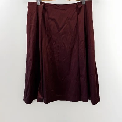Reiss - Mujer Talla Uk 14 - Mini Falda Claret Borgoña Satén Largo Detalle Plegable. Foto 1 de 4