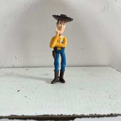 "FIGURA DE ACCIÓN WOODY TOY STORY 3"" JUGUETE DE PLÁSTICO DISNEY (USADO)" Foto 1 de 3