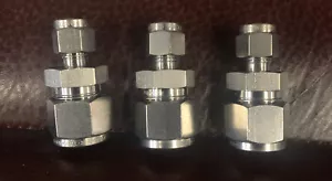 PARKER 8RU4-316, 1/2" X 1/4" REDUCING TUBE UNION LOT OF 3 - Picture 1 of 3