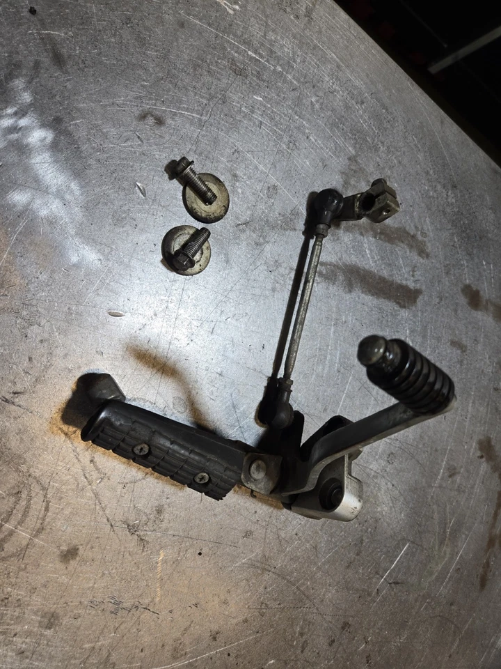 Soporte de cambio y acoplamiento Yamaha FZR600 89-93 Foto 1 de 4