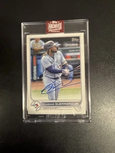 2023 Topps Archives Signature Series Vladimir Guerrero Jr Auto #8/15! - Picture 1 of 3