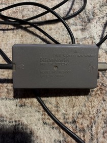 Nintendo RF Switch NES-003