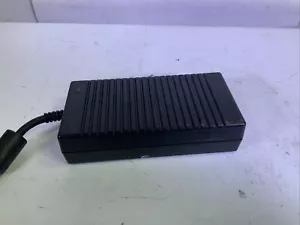Delta ADP-145BB 8-Pin 19V 12V AC DC Netzteil Adapter - JJ L1B - Bild 1 von 4