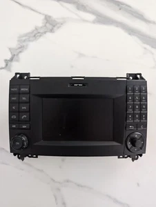 MERCEDES SPRINTER STEREO/HEAD UNIT DISPLAY/CONTROL & HEAD UNIT - Picture 1 of 2