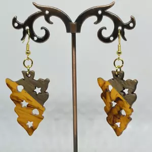 Amber Upside Down Christmas Tree Earrings Xmas Gift Wood Resin Unusual Fun Eco - Picture 1 of 4