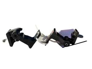 2015 AUDI Q5 Utility Front Door Hinge Upper & Lower Hinge Set Passenger Side RH - Picture 1 of 17