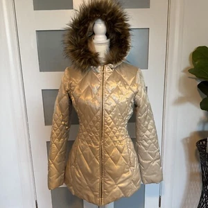 Liz Claiborne Jacket Size Small Beige Quilted Puffer Jacket Plaid Lining - Picture 1 of 5