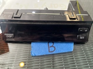 05-09 Subaru Legacy Outback Center Vents Clock Display OEM 85201AG111 - Picture 1 of 3