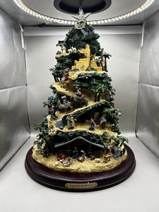 Thomas Kinkade Glory To The Newborn King Krippe beleuchteter Weihnachtsmusikbaum - Bild 1 von 14