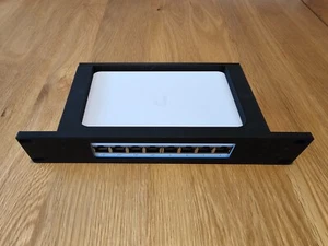 Ubiquiti Unifi USW-8-Lite-PoE 10" 1U Rack Mount - Picture 1 of 1