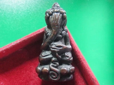 PIDTA MAHA UT WAT KHAO O PAJ. TANGA TAO ANTIGUA ESTERA DE COBRE. B.E.2465, (C260766) Foto 1 de 4