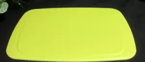 Nuovo Tupperware Tagliere Piccolo Verde Margarita 10" x 7" Nuovo - Foto 1 di 3