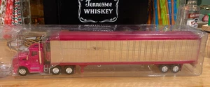 Remolque refrigerado Tonkin Trucks N' Stuff 1/87 rosa Kenworth T660 con 53' cromado nuevo en caja - Imagen 1 de 4