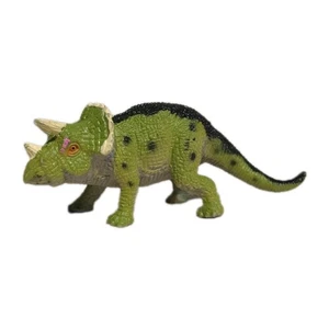 Triceratops Dinosaur 1997 Triceratops - Green Plastic Vintage Action Figure Toy - Picture 1 of 3