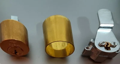 Cilindro ricambio color ottone per elettroserrature 11721 CISA maniglia plastica - Immagine 1 di 3